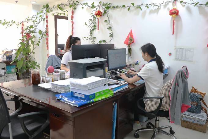 1655688390251305.jpg 【修图】认真工作.jpg