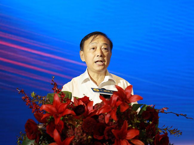 常相才讲话  修.jpg