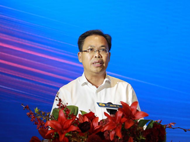 陈祖训致贺词  修.jpg