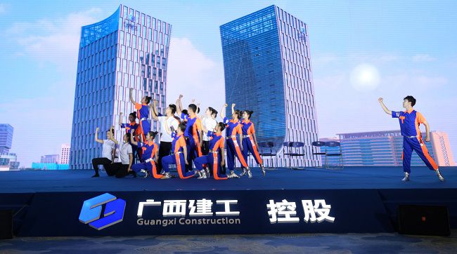 升“特”之路 发展足迹  修.jpg