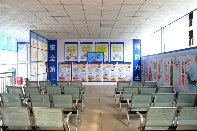 1672015054870791.jpg 安全强制教育室(修).jpg