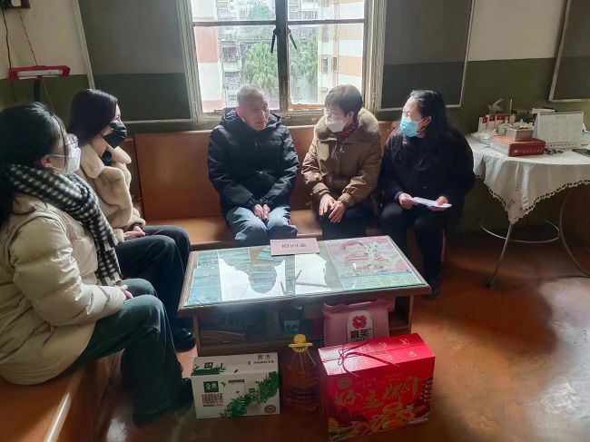 慰问活动现场 (2)  修.jpg