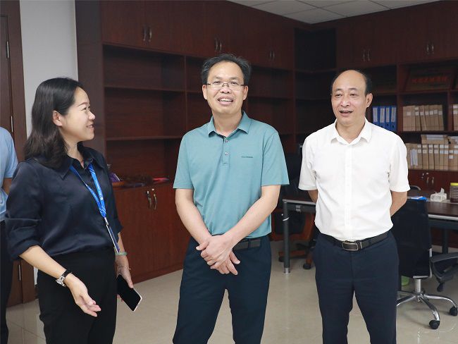 走访各部门 (2)  修.jpg