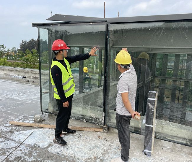 （修图）指导幕墙施工.jpg