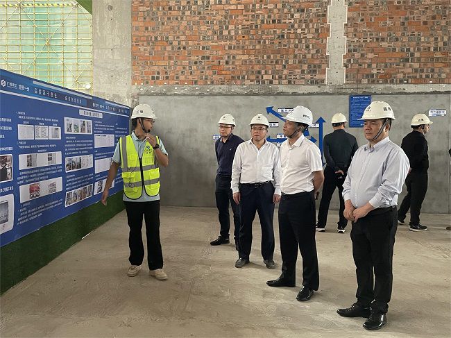 1743644352102794.jpg 观摩现场 修.jpg