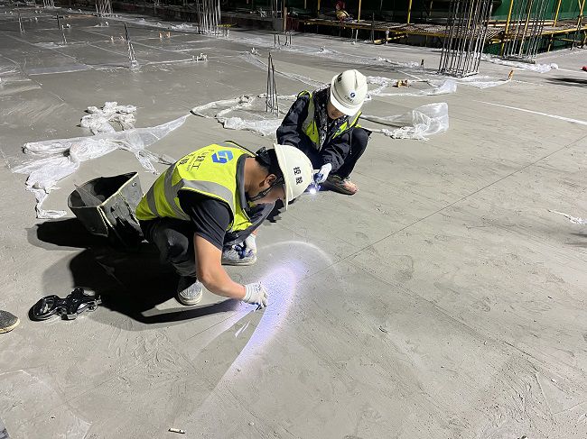 1745463985680805.jpg 管理人员3(修).jpg