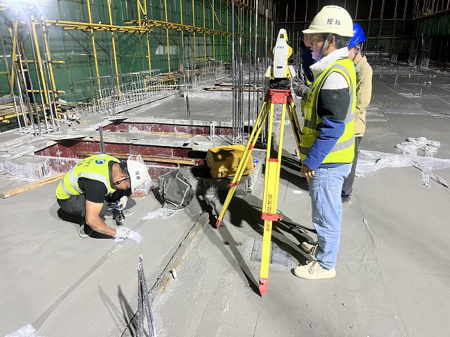 1745463994787137.jpg 管理人员2(修).jpg