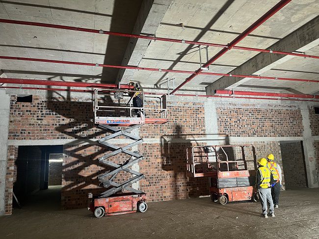 项目现场  修.jpg