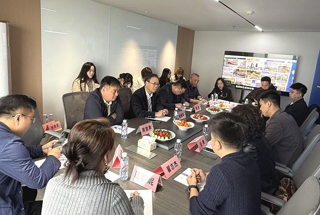 1774488152122150.jpg 座谈会现场 修.jpg